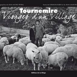 Tournemire, visages d'un village.

Chemcha Rabhi, Jean-Louis Rocher. Photographies de Jean-Michel Peyral.
décembre 2008